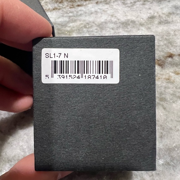 ShanOre Sterling Silver Claddagh Ring - Picture 2 of 5